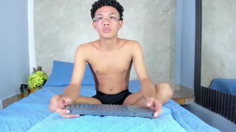 matheoo_23 online show from March 24, 7:51 pm