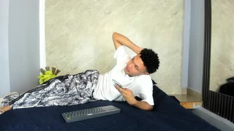 matheoo_23 online show from April 4, 7:44 pm