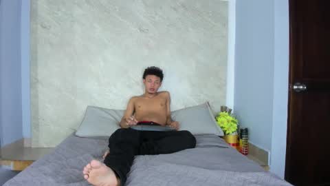 matheoo_23 online show from March 23, 7:42 pm