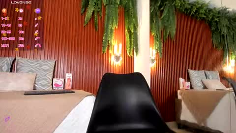 Mathew Stardust online show from February 1, 1:15 am