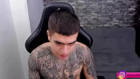 Snapshot of mathew_wolf4 chatting on October 25, 7:59 pm Mathew Independent model online show from October 25, 7:59 pm