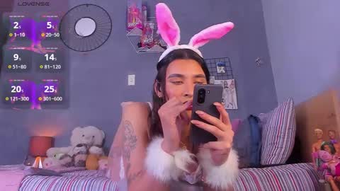 Snapshot of mathewpiscitelli chatting on October 9, 7:19 pm Mathew Piscitelli online show from October 9, 7:19 pm