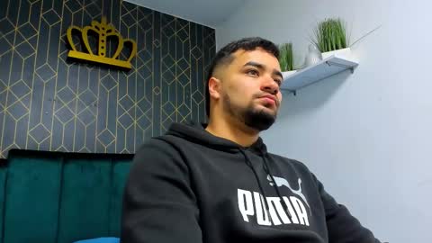 Mathews online show from November 18, 11:25 am