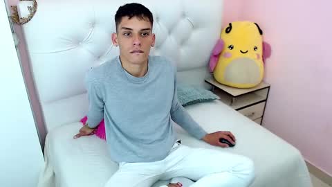 mathews_hot21 online show from September 10, 4:38 pm