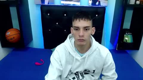 mathews_hot21 online show from September 20, 6:19 pm
