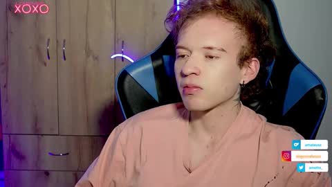 Snapshot of mathwx_ chatting on October 9, 10:47 pm Alejandro Alex online show from October 9, 10:47 pm