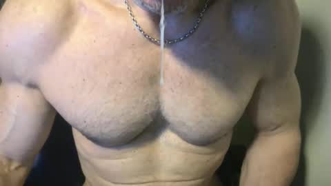 MatiasMatureMuscle online show from April 9, 1:25 am