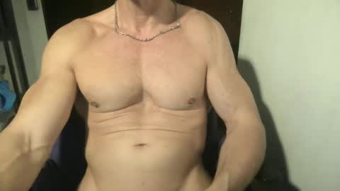 MatiasMatureMuscle online show from March 14, 2:29 am