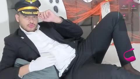 Matias Towers online show from October 31, 1:40 am