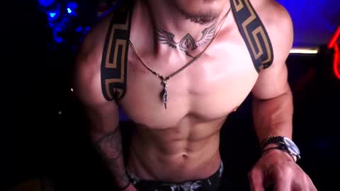 matius online show from December 2, 4:18 pm