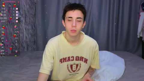 meet INDEPENDENT MODEL online show from November 20, 5:34 pm