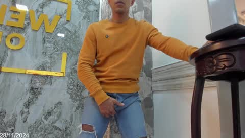 ANDRES online show from December 4, 12:25 pm