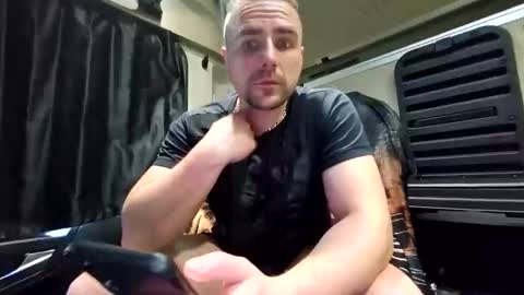 Snapshot of matt2202 chatting on September 16, 4:08 pm matt2202 online show from September 16, 4:08 pm
