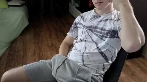 Snapshot of matt_aniston chatting on December 3, 12:38 pm Matt online show from December 3, 12:38 pm
