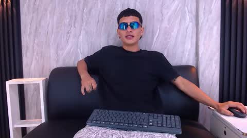 Snapshot of matt_ruso chatting on September 18, 11:07 pm Matt Ruso online show from September 18, 11:07 pm