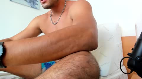 Snapshot of mattbauman94 chatting on January 10, 10:15 pm ig mattventure94 online show from January 10, 10:15 pm