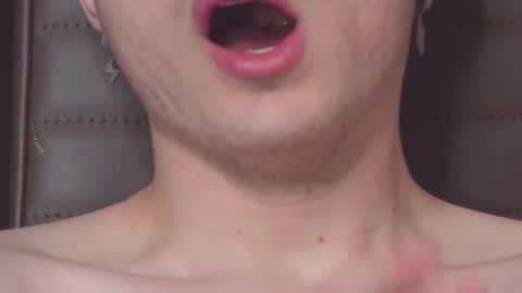 Snapshot of mattcashxxx chatting on March 9, 4:11 pm Matt Cash online show from March 9, 4:11 pm