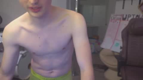 Snapshot of mattcashxxx chatting on October 4, 1:10 am Matt Cash online show from October 4, 1:10 am