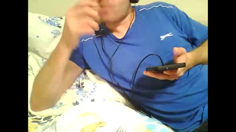 Snapshot of mattek89 chatting on October 5, 9:52 pm mattek89 online show from October 5, 9:52 pm