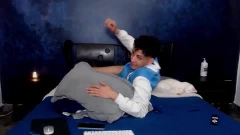 matthew_hawk19 online show from February 13, 2:44 pm