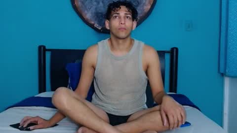 matthew_hawk19 online show from March 9, 8:42 pm