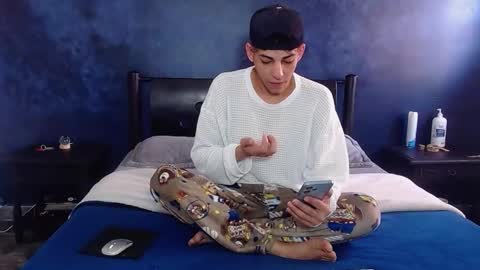 matthew_hawk19 online show from February 15, 1:41 pm