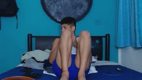 matthew_hawk19 online show from February 16, 12:43 am