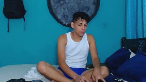 matthew_hawk19 online show from February 13, 9:50 pm