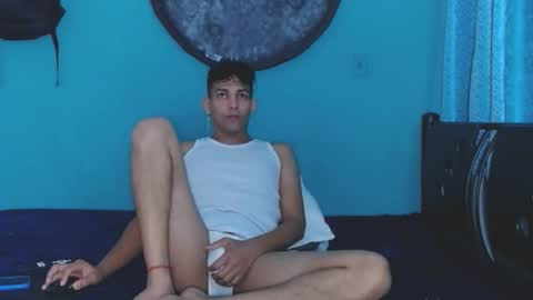 matthew_hawk19 online show from February 11, 6:11 pm