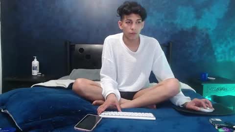 matthew_hawk19 online show from January 8, 11:32 pm