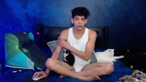 matthew_hawk19 online show from February 26, 2:07 pm