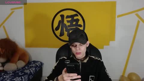 Snapshot of matthewboy_ chatting on February 2, 4:37 am MatthewBoy online show from February 2, 4:37 am