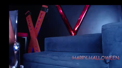 matthewlodge online show from October 31, 6:33 pm