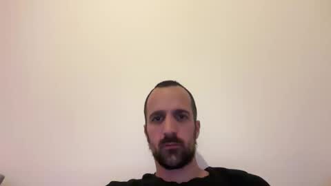 Snapshot of matthias24 chatting on October 10, 12:04 am M online show from October 10, 12:04 am