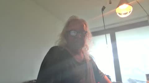 Matthias online show from October 28, 8:50 am