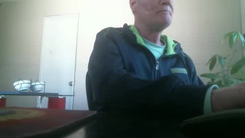 mattl4123 online show from March 12, 9:55 pm