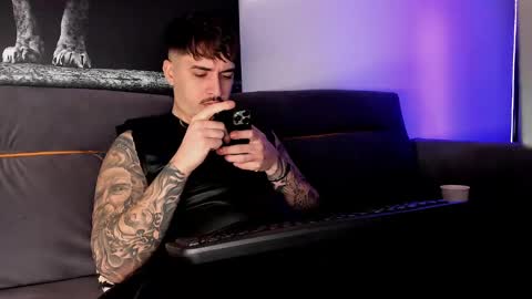 Snapshot of mattytwink69 chatting on February 22, 6:28 am Matt online show from February 22, 6:28 am
