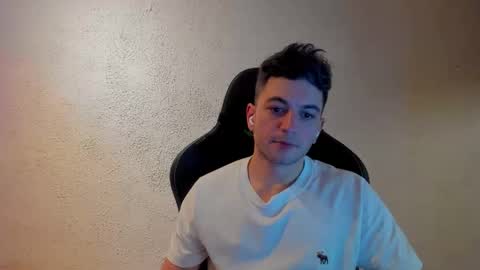 matz12333 online show from February 13, 8:03 pm