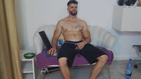 mauro_real_man online show from June 29, 4:07 pm