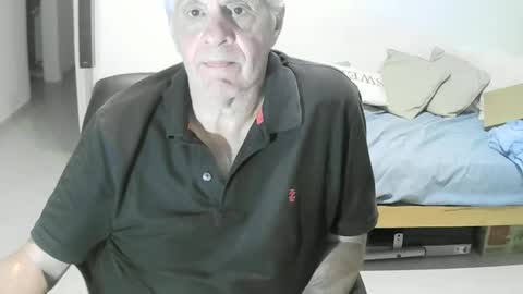 max_2017 online show from October 22, 2:26 am