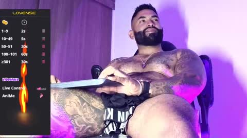 max__prada online show from October 18, 2:05 am