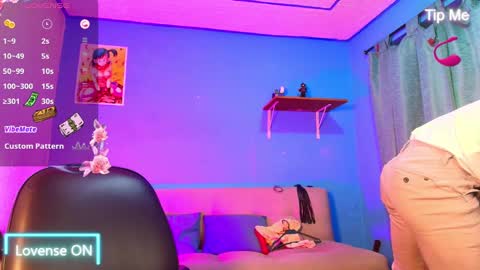 max_brown21 online show from February 6, 8:45 pm