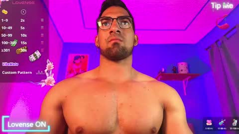 max_brown21 online show from February 10, 7:38 pm