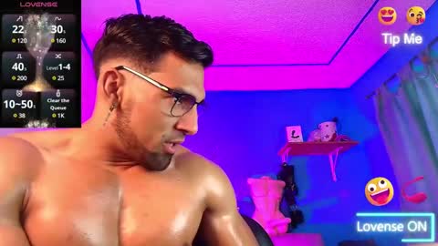 max_brown21 online show from March 9, 12:21 am