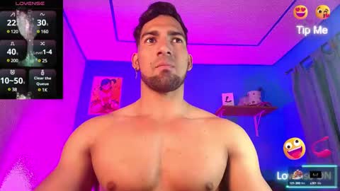 max_brown21 online show from March 9, 7:05 pm