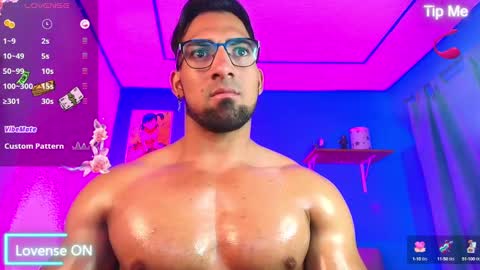 max_brown21 online show from February 12, 8:29 pm
