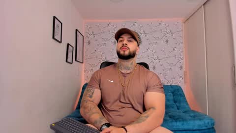 max D. online show from April 28, 12:49 am