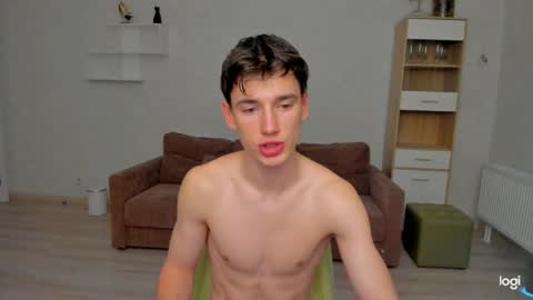 max_foks_ online show from May 9, 6:36 am
