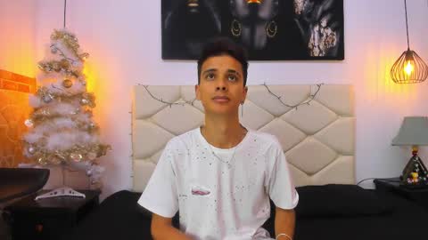 Snapshot of max_kogan chatting on December 28, 7:11 pm max online show from December 28, 7:11 pm