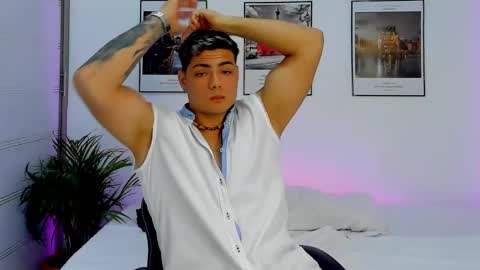 MAX MIULLER online show from October 14, 1:45 am